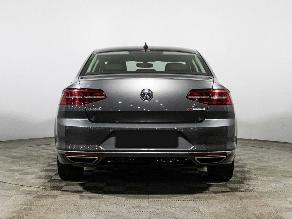 Купить Volkswagen Passat, 2017, 138 028 км.. Фото: #5
