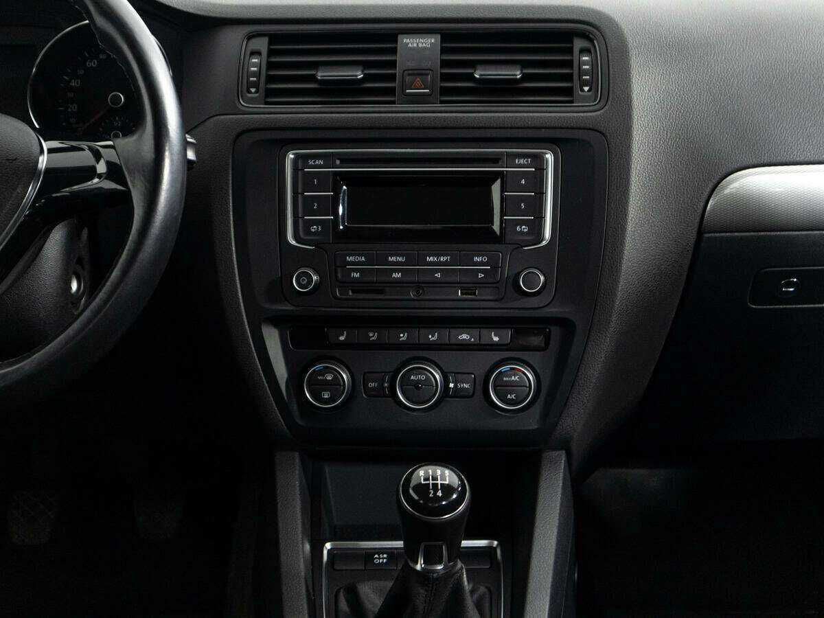 Купить Volkswagen Jetta, 2015, 65 320 км.. Фото: #13