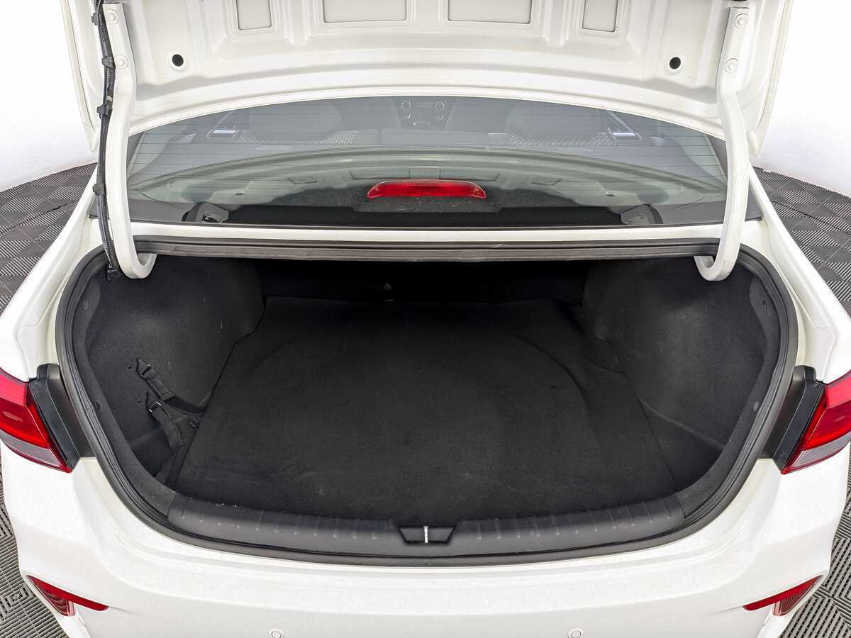 Купить Kia Rio, 2019, 52 087 км.. Фото: #9