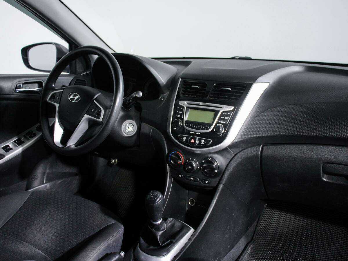 Купить Hyundai Solaris, 2012, 92 300 км.. Фото: #6