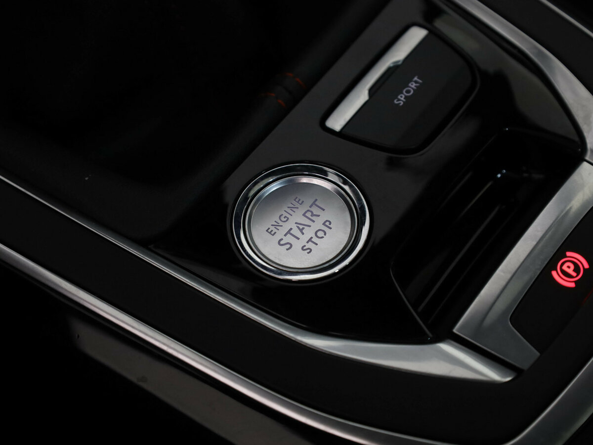 Купить Peugeot 308, 2019, 147 759 км.. Фото: #12