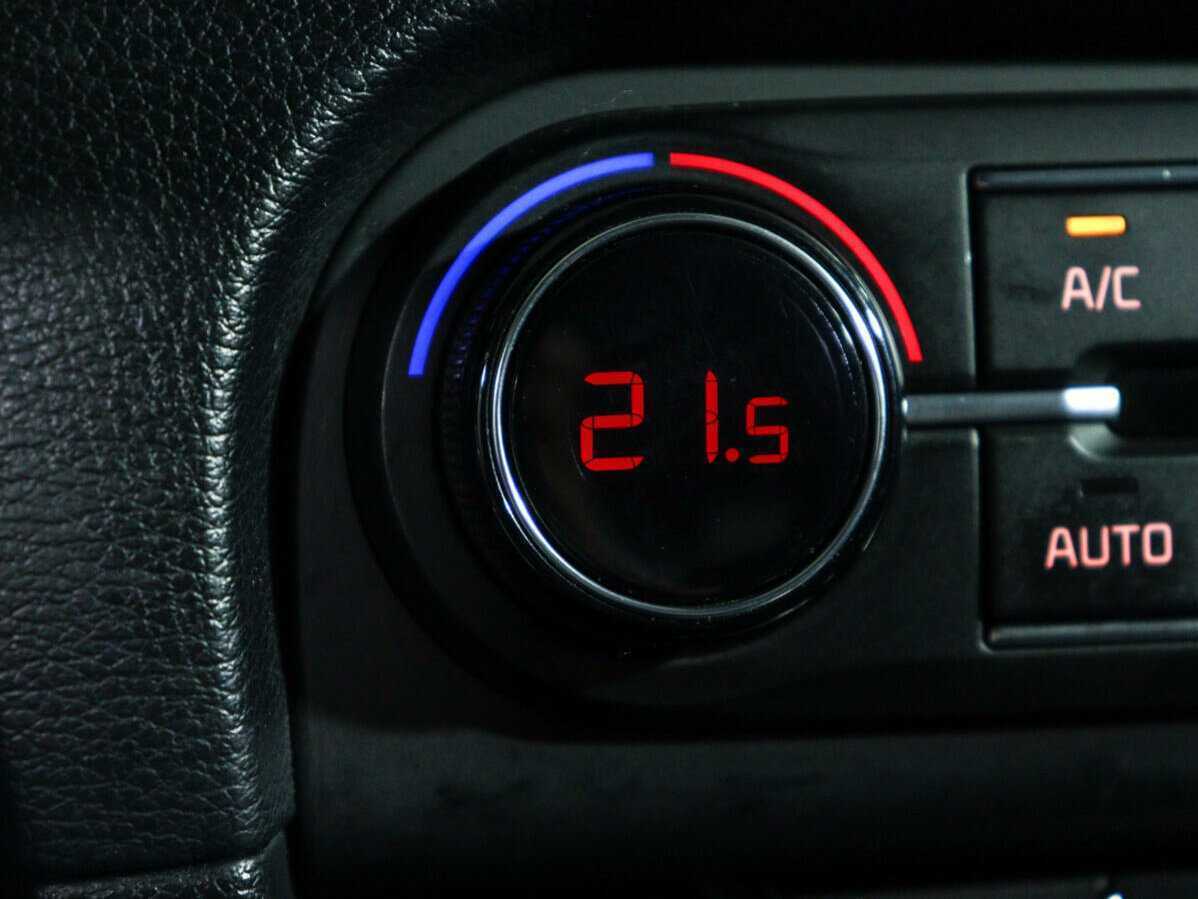 Купить Kia Ceed, 2019, 131 118 км.. Фото: #16