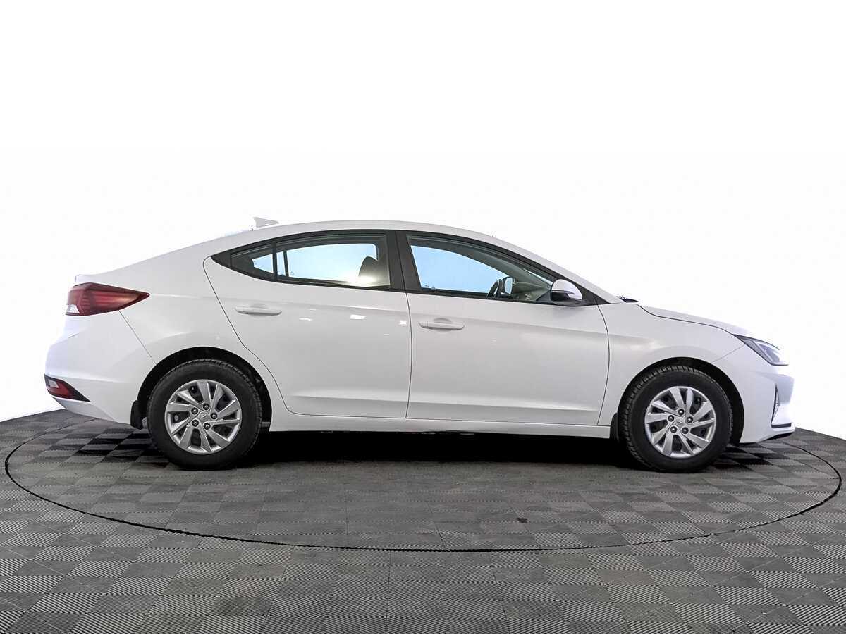 Купить Hyundai Elantra, 2019, 52 091 км.. Фото: #3