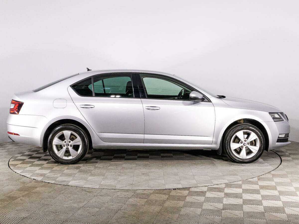 Купить Skoda Octavia, 2018, 61 578 км.. Фото: #3