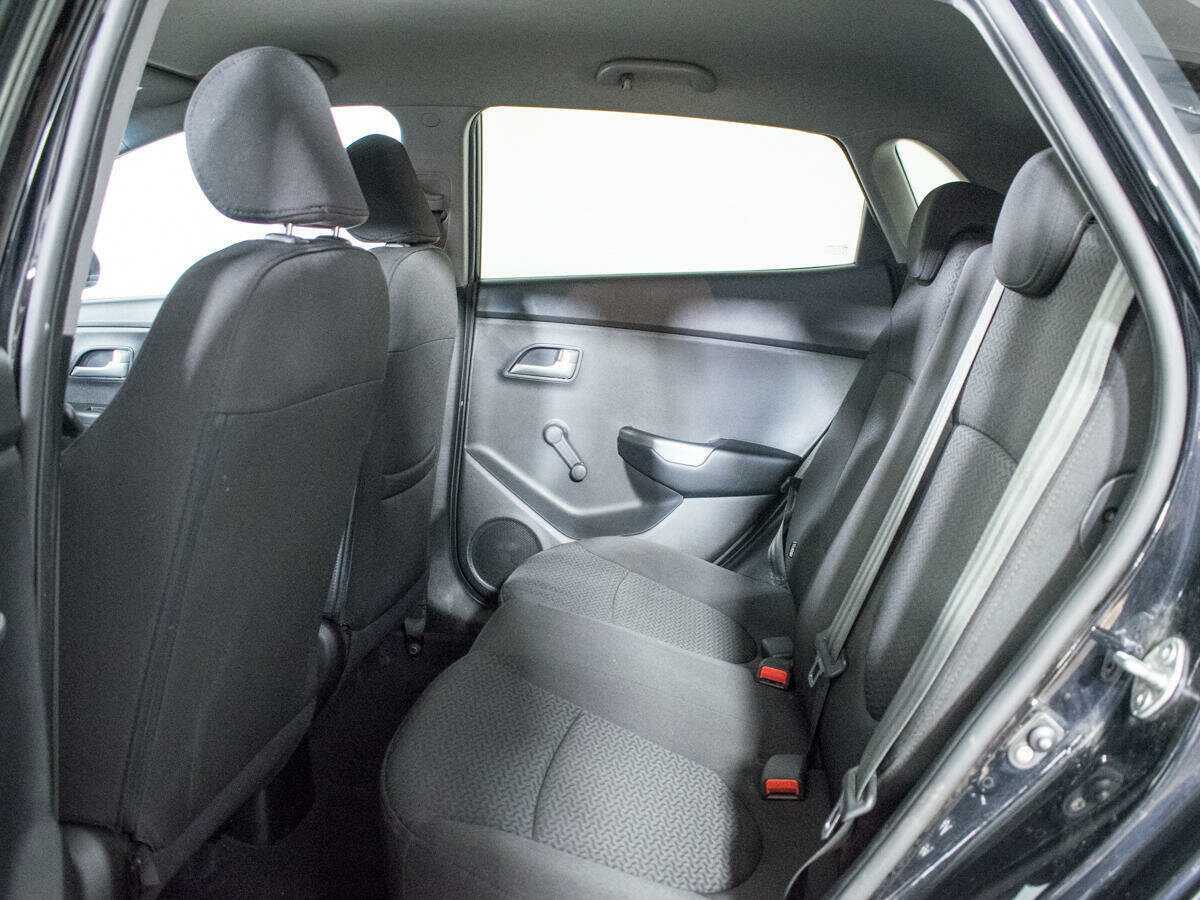 Купить Kia Rio, 2012, 131 582 км.. Фото: #9