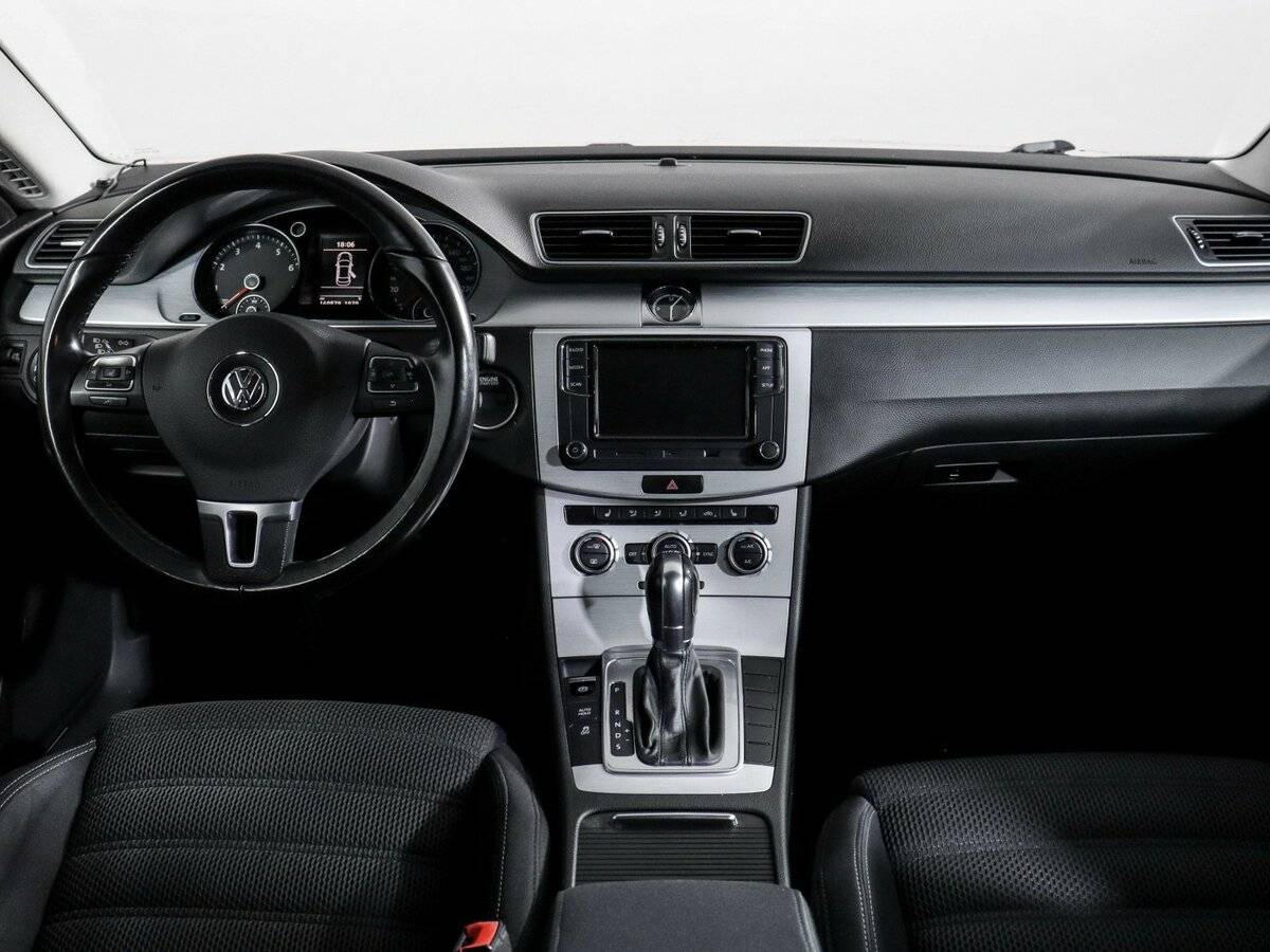 Купить Volkswagen Passat CC, 2013, 160 878 км.. Фото: #9