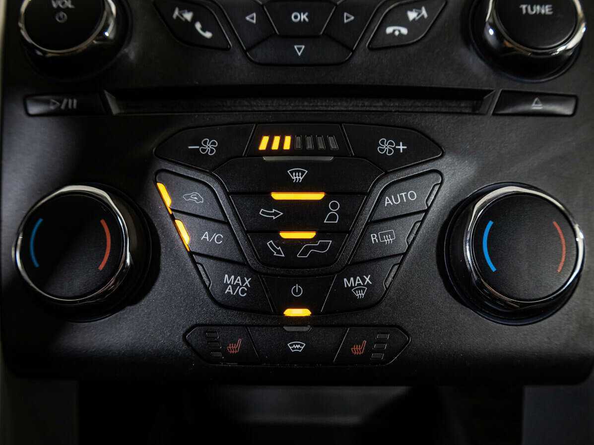 Купить Ford Mondeo, 2015, 199 081 км.. Фото: #10