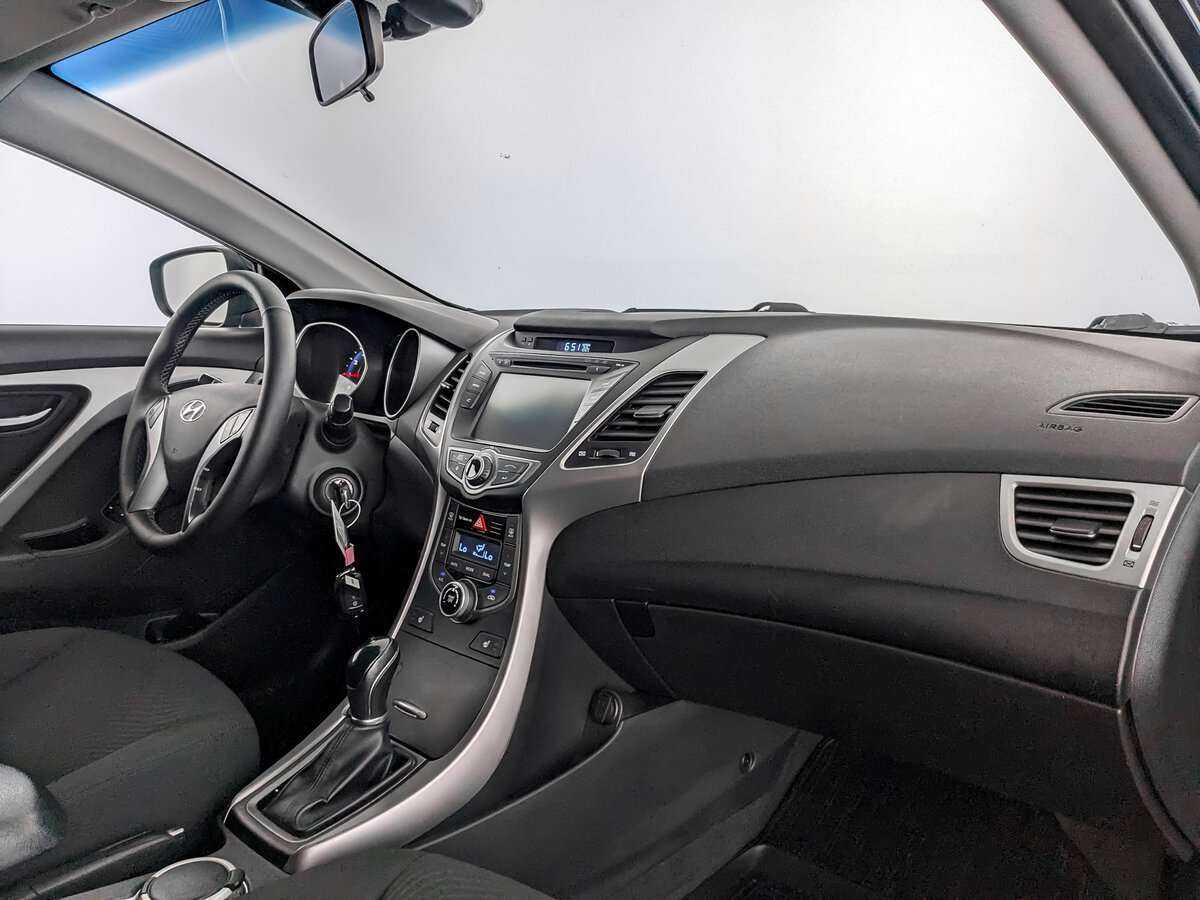 Купить Hyundai Elantra, 2014, 102 900 км.. Фото: #8