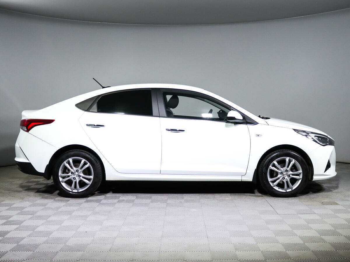 Купить Hyundai Solaris, 2020, 17 359 км.. Фото: #3