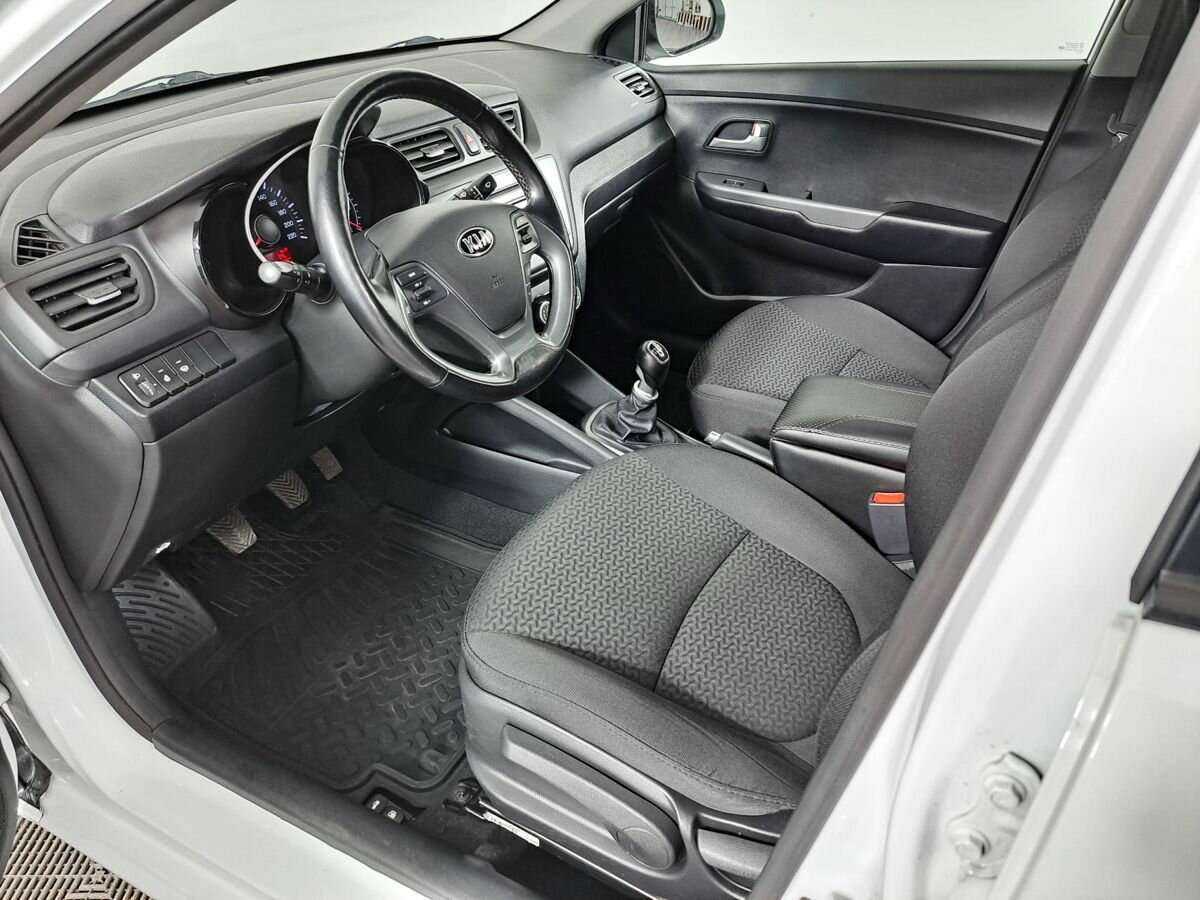 Купить Kia Rio, 2017, 85 102 км.. Фото: #13