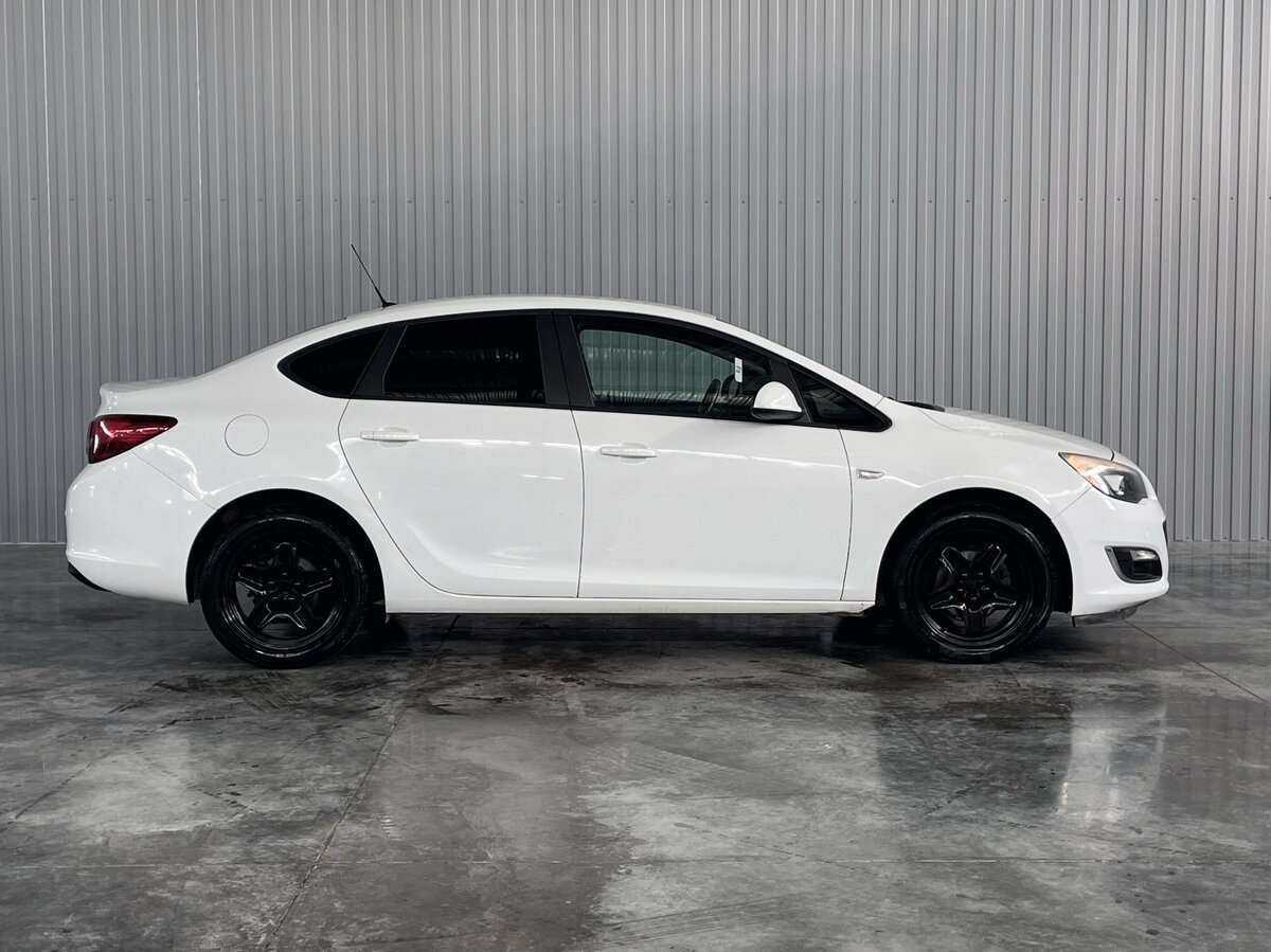 Купить Opel Astra, 2013, 205 254 км.. Фото: #3