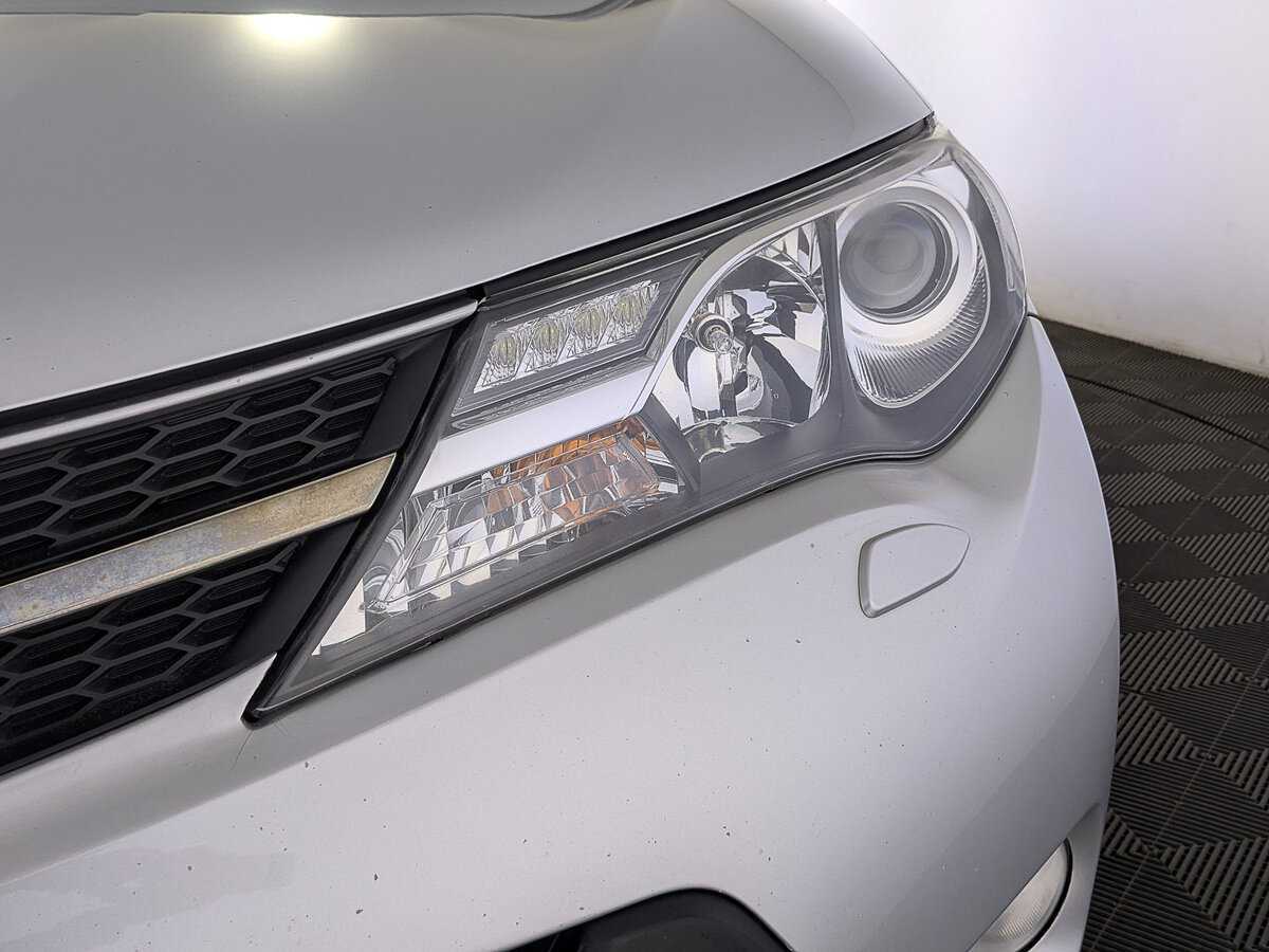 Купить Toyota RAV4, 2013, 165 335 км.. Фото: #10