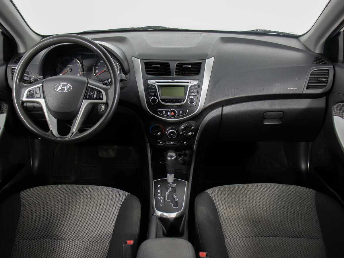 Купить Hyundai Solaris, 2014, 132 638 км.. Фото: #12