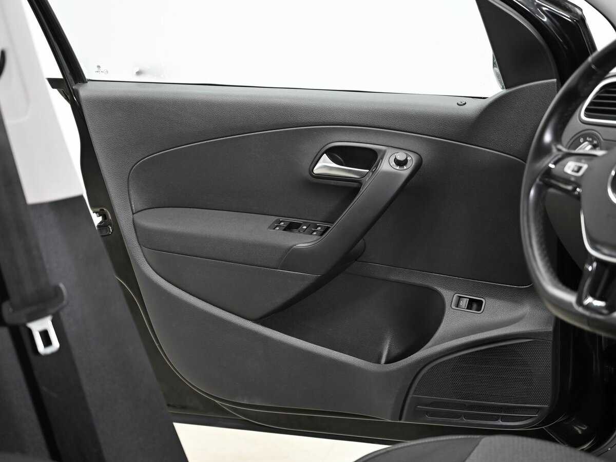 Купить Volkswagen Polo, 2017, 124 000 км.. Фото: #5