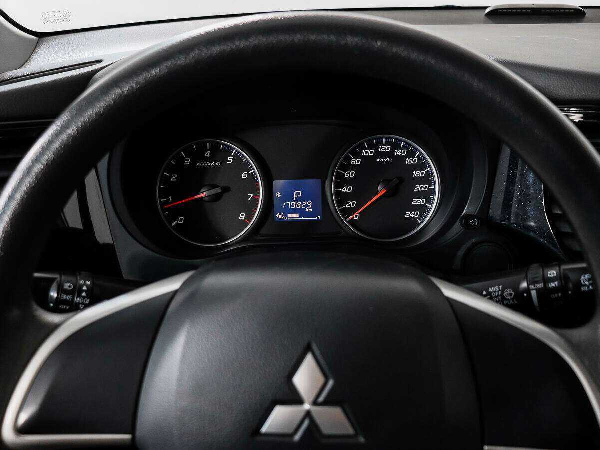 Купить Mitsubishi Outlander, 2012, 178 616 км.. Фото: #14