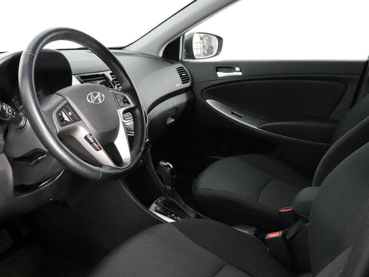 Купить Hyundai Solaris, 2015, 24 213 км.. Фото: #9