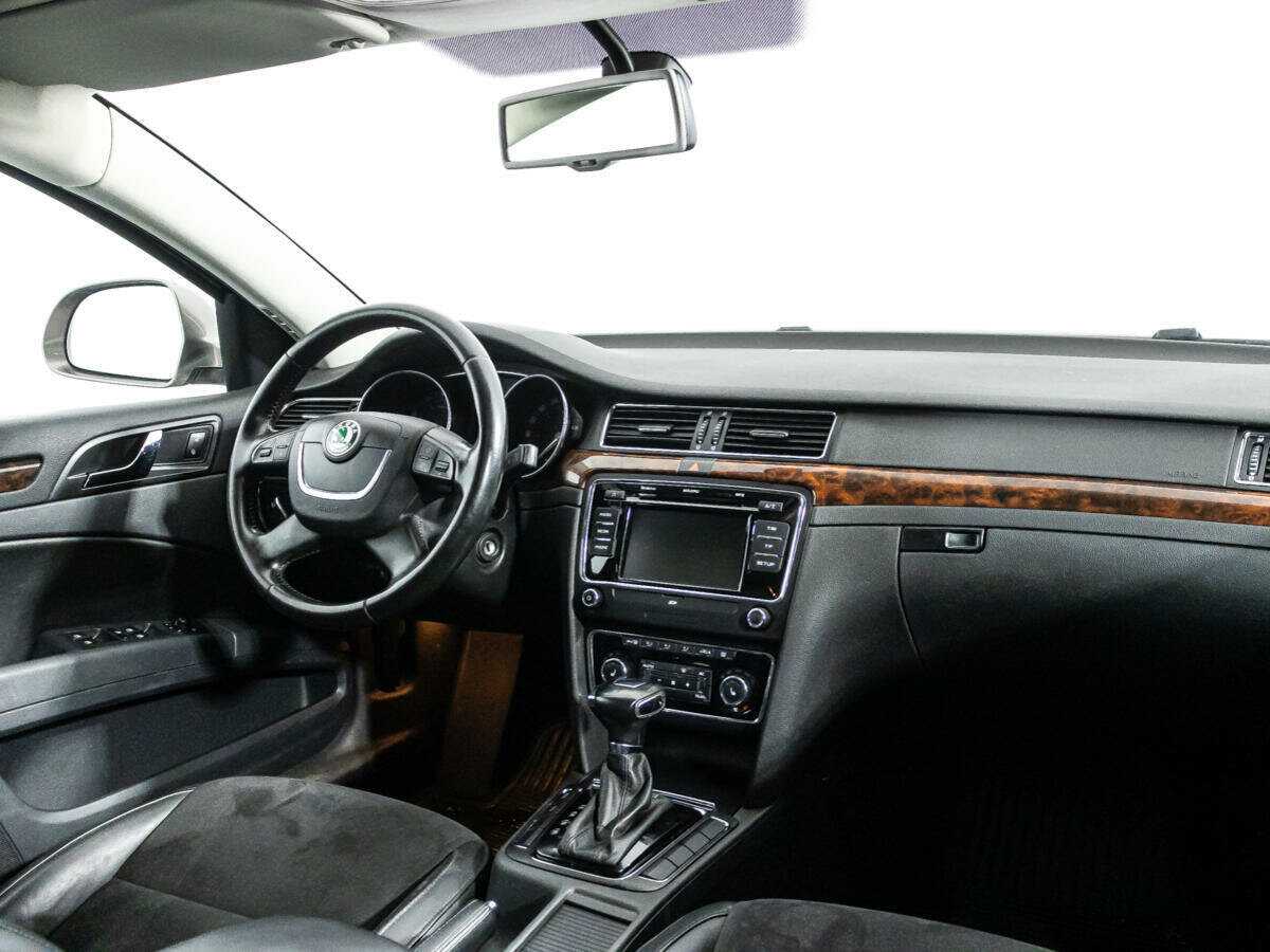 Купить Skoda Superb, 2012, 214 128 км.. Фото: #8
