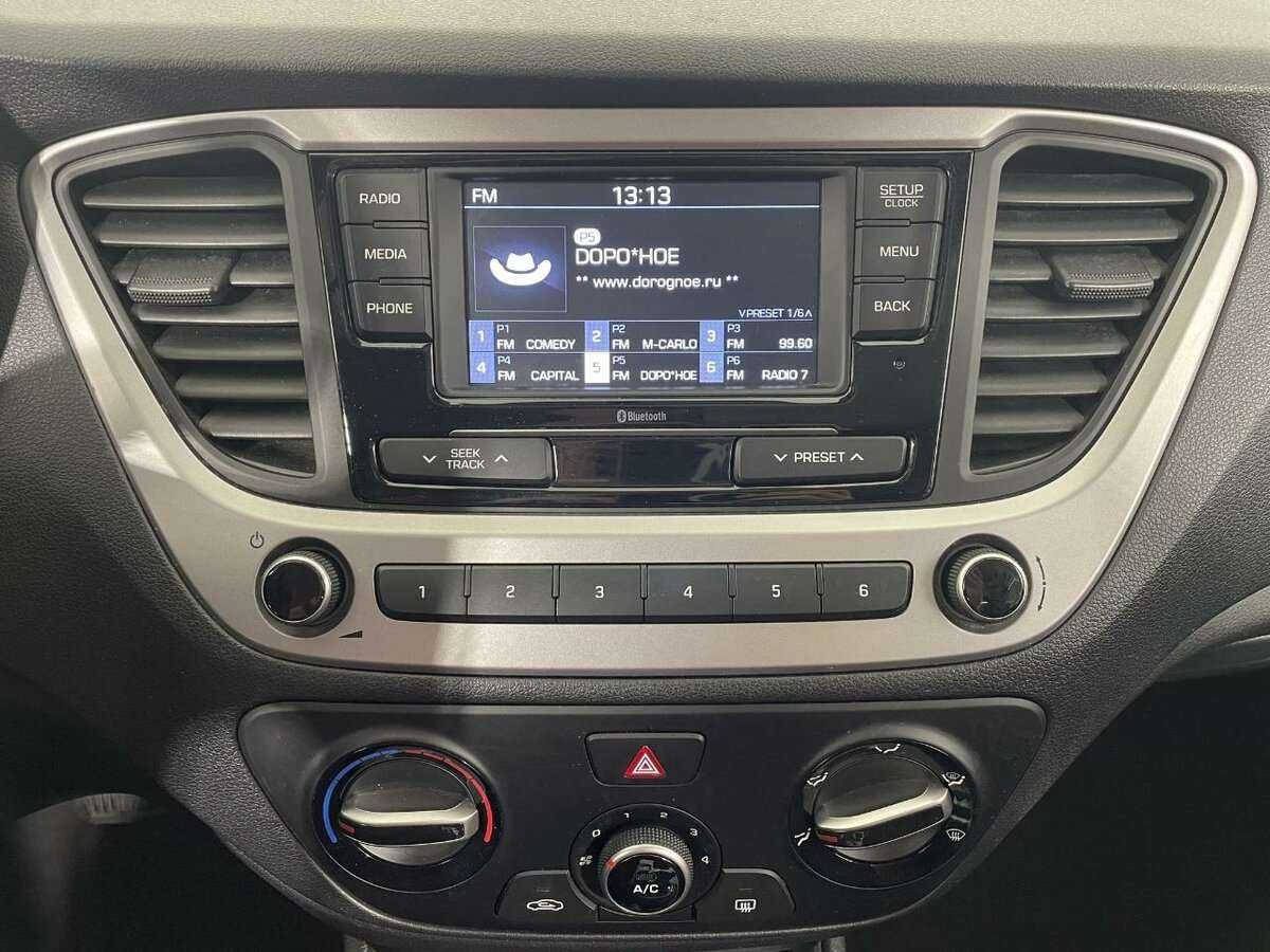 Купить Hyundai Solaris, 2018, 69 242 км.. Фото: #11