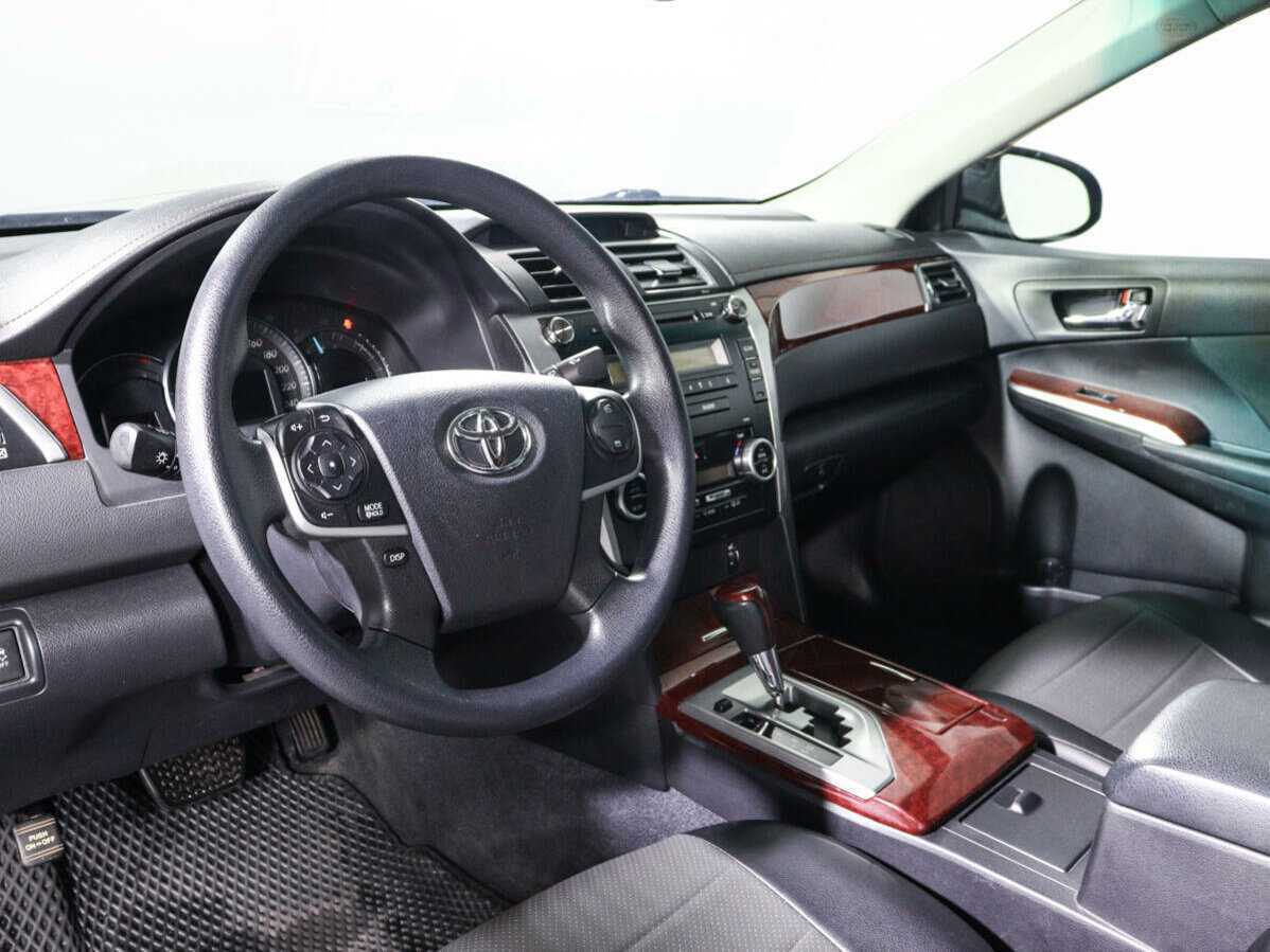 Купить Toyota Camry, 2013, 100 350 км.. Фото: #13