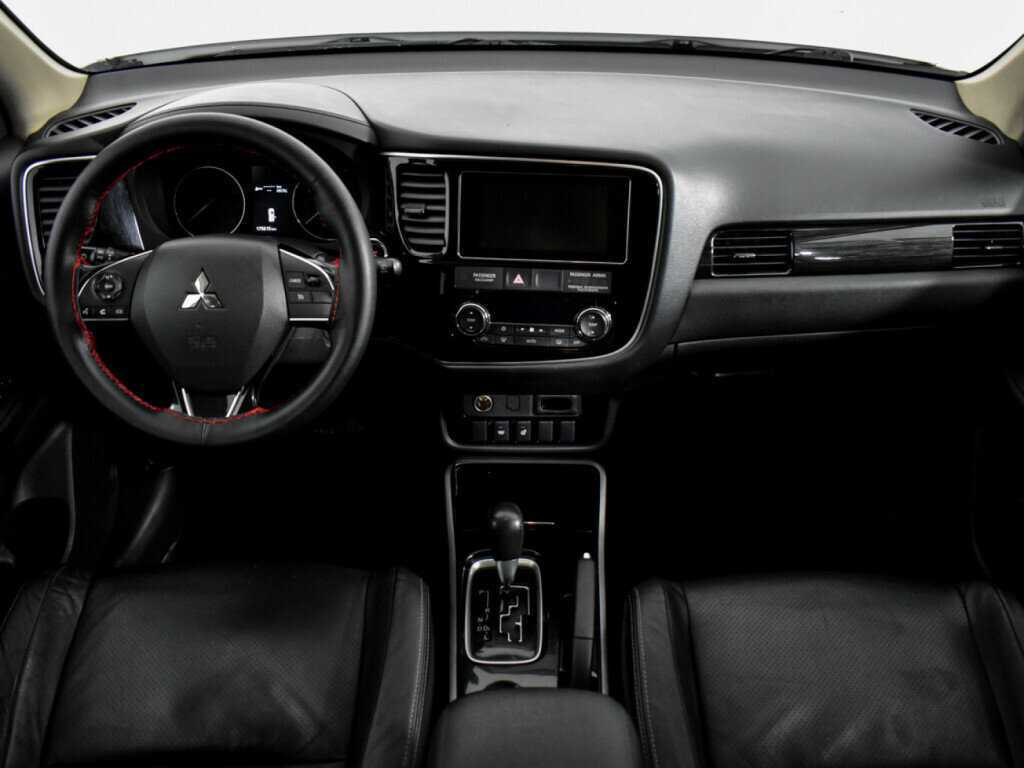 Купить Mitsubishi Outlander, 2017, 175 613 км.. Фото: #13