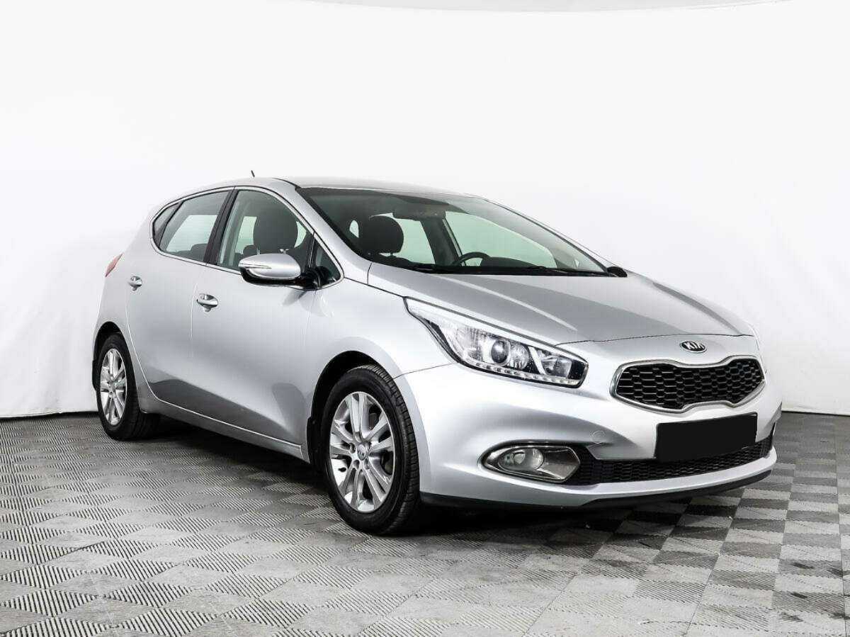 Купить Kia Ceed, 2013, 117 861 км.. Фото: #2