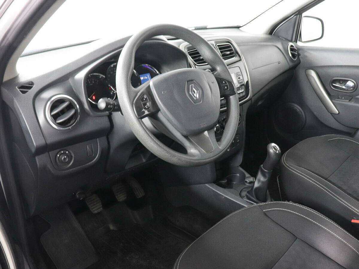 Купить Renault Logan, 2018, 155 368 км.. Фото: #4