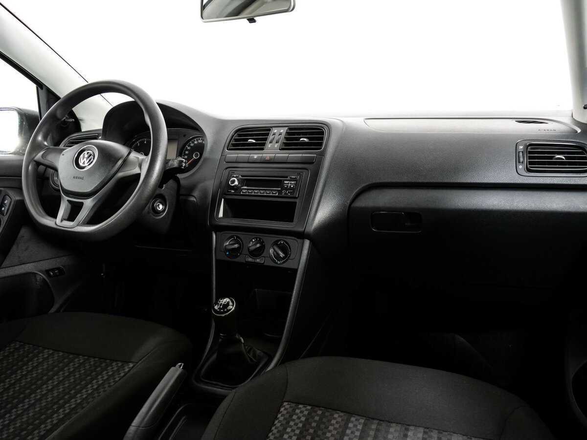 Купить Volkswagen Polo, 2018, 179 000 км.. Фото: #6