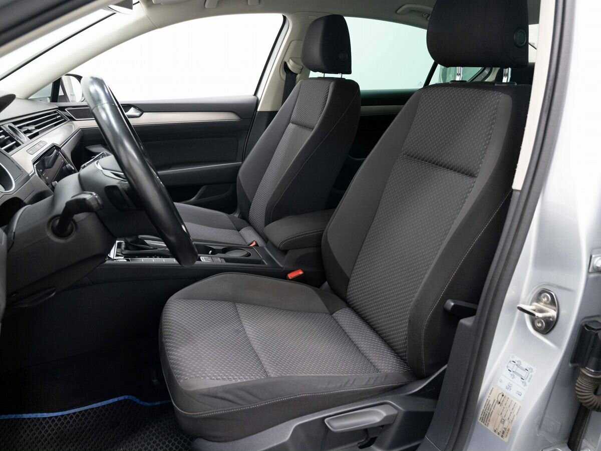 Купить Volkswagen Passat, 2017, 161 362 км.. Фото: #10