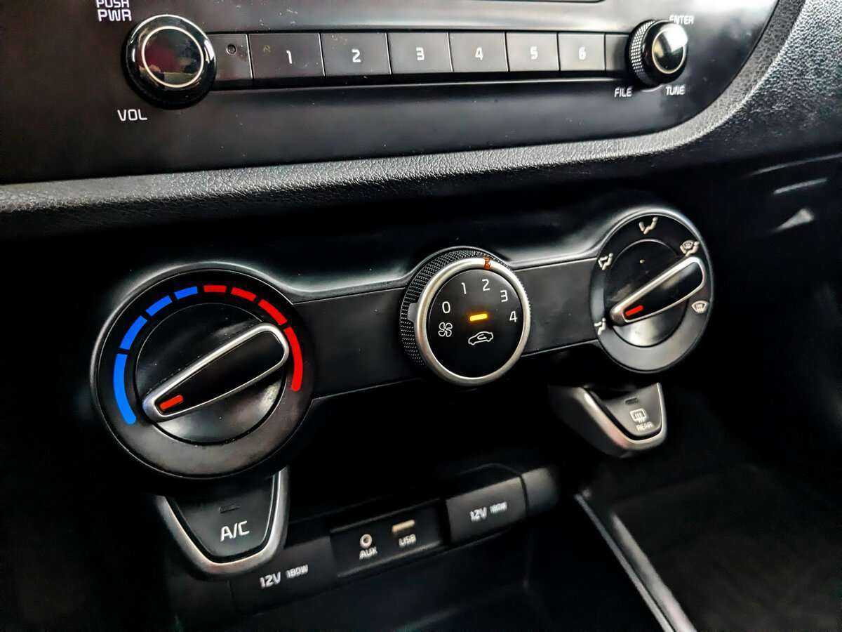 Купить Kia Rio, 2019, 73 111 км.. Фото: #19