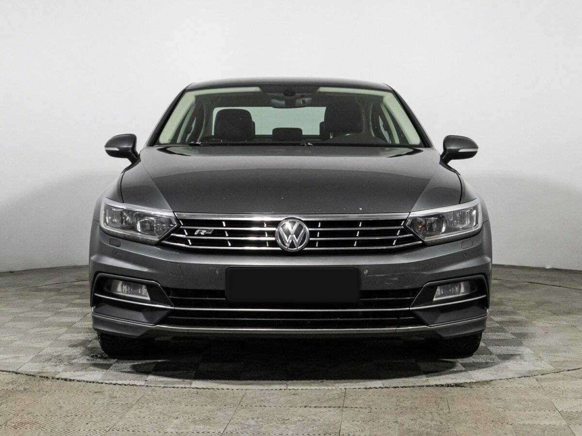 Купить Volkswagen Passat, 2017, 138 028 км.. Фото: #1