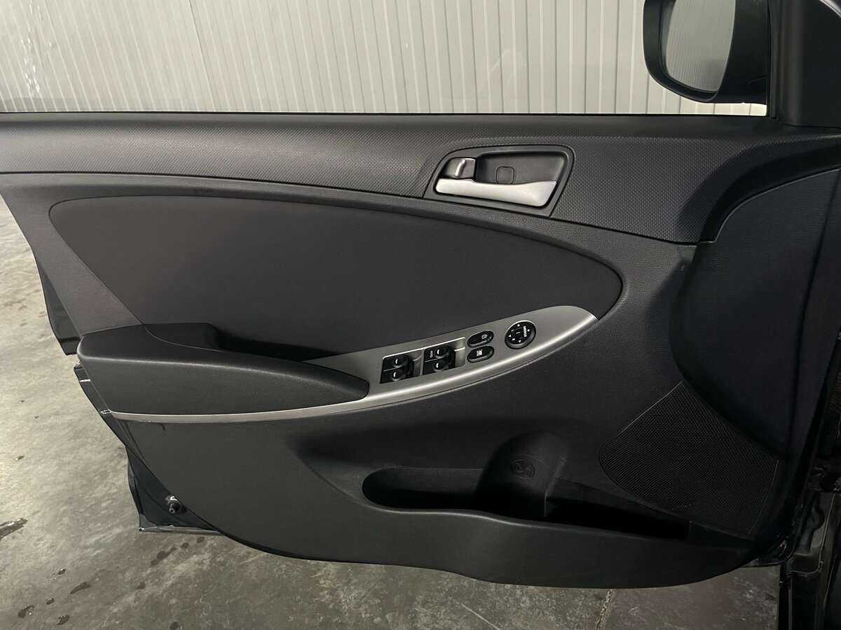 Купить Hyundai Solaris, 2016, 157 979 км.. Фото: #18