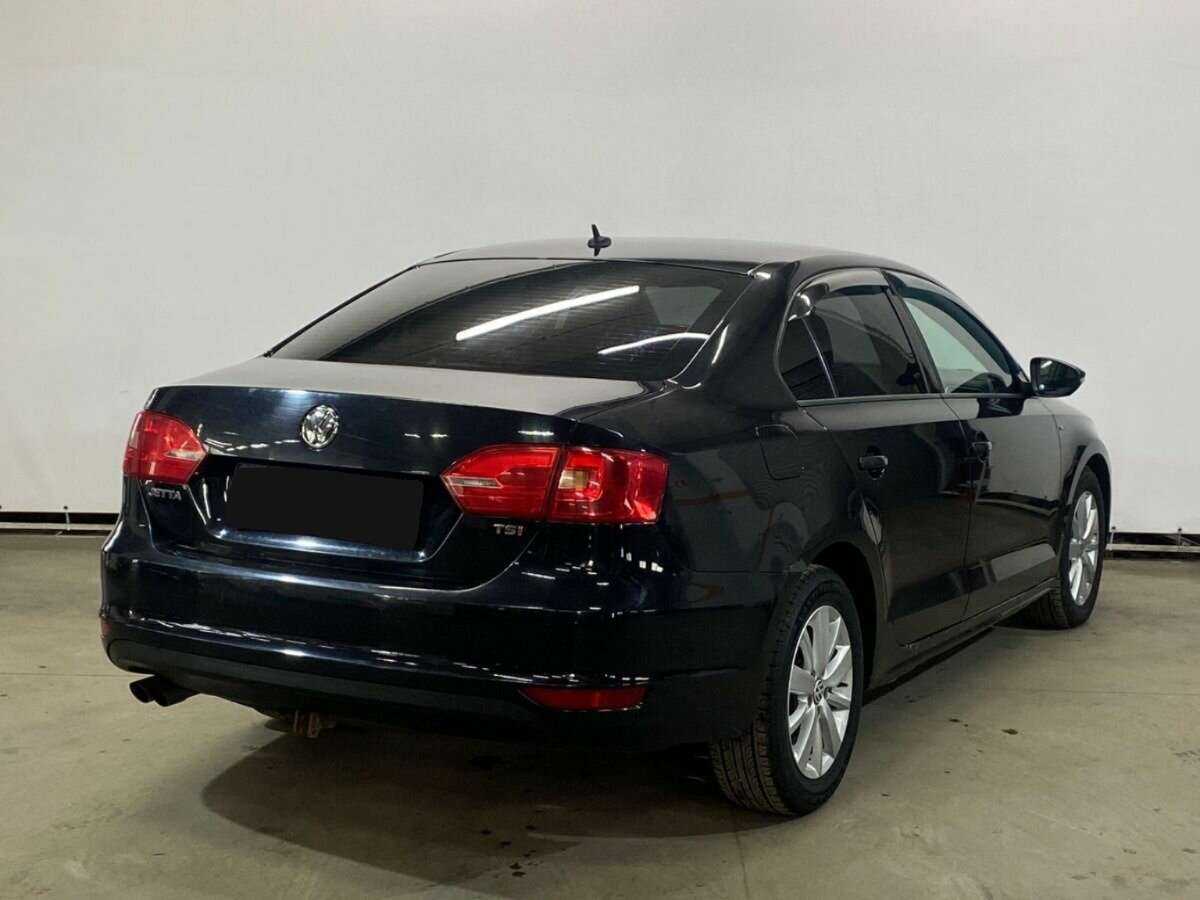 Купить Volkswagen Jetta, 2013, 125 800 км.. Фото: #4