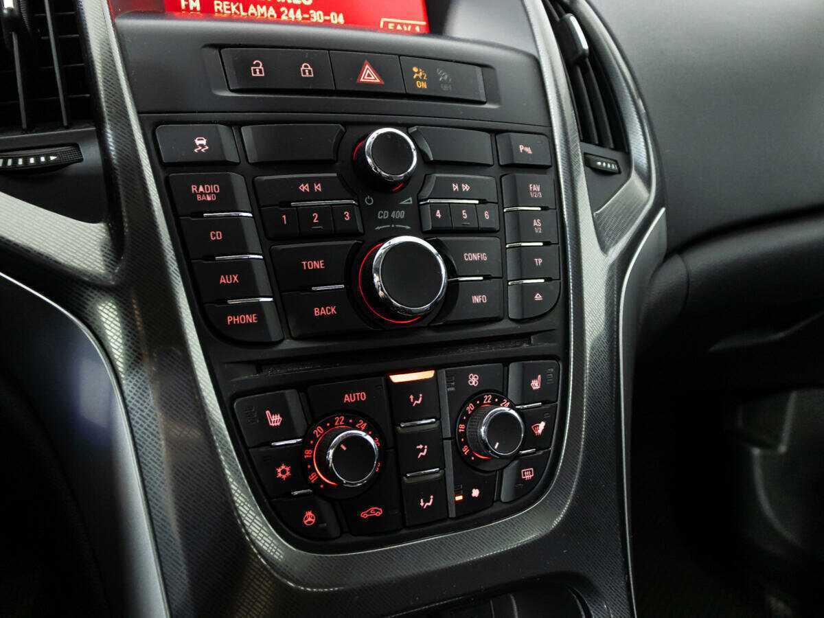 Купить Opel Astra, 2012, 99 197 км.. Фото: #14