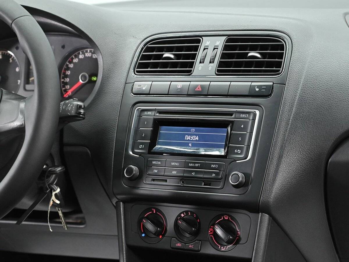 Купить Volkswagen Polo, 2017, 113 000 км.. Фото: #8