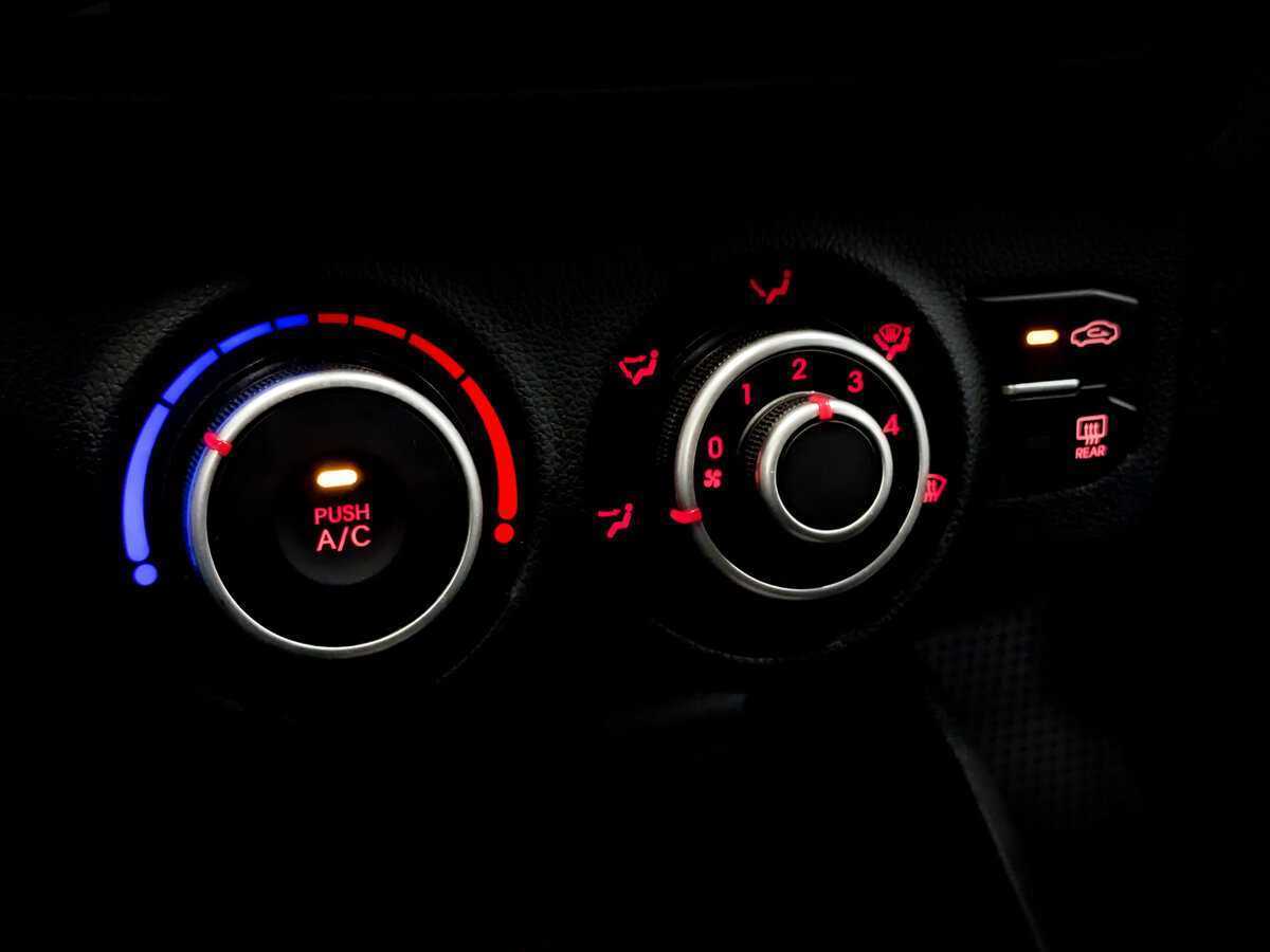 Купить Kia Rio, 2015, 162 188 км.. Фото: #22