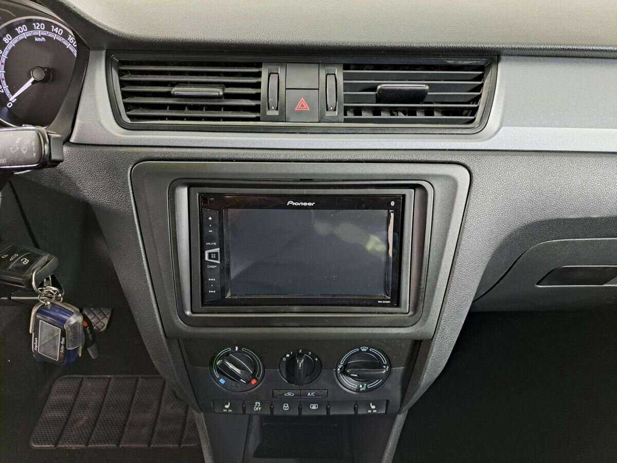 Купить Skoda Rapid, 2017, 121 050 км.. Фото: #14