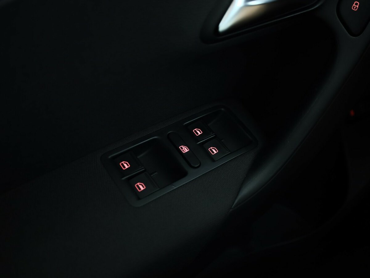 Купить Volkswagen Polo, 2015, 77 488 км.. Фото: #15