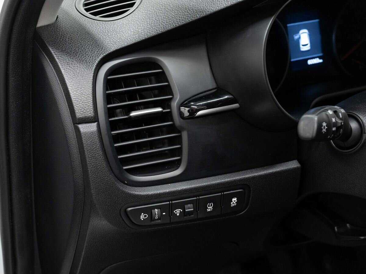 Купить Kia Rio, 2020, 60 000 км.. Фото: #20