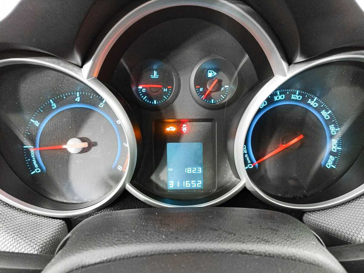 Купить Chevrolet Cruze, 2012, 311 653 км.. Фото: #10