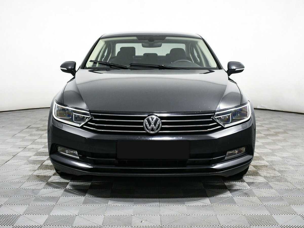 Купить Volkswagen Passat, 2017, 142 000 км.. Фото: #1