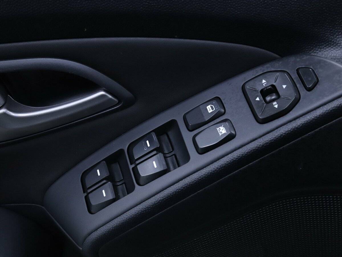 Купить Hyundai ix35, 2012, 168 500 км.. Фото: #7