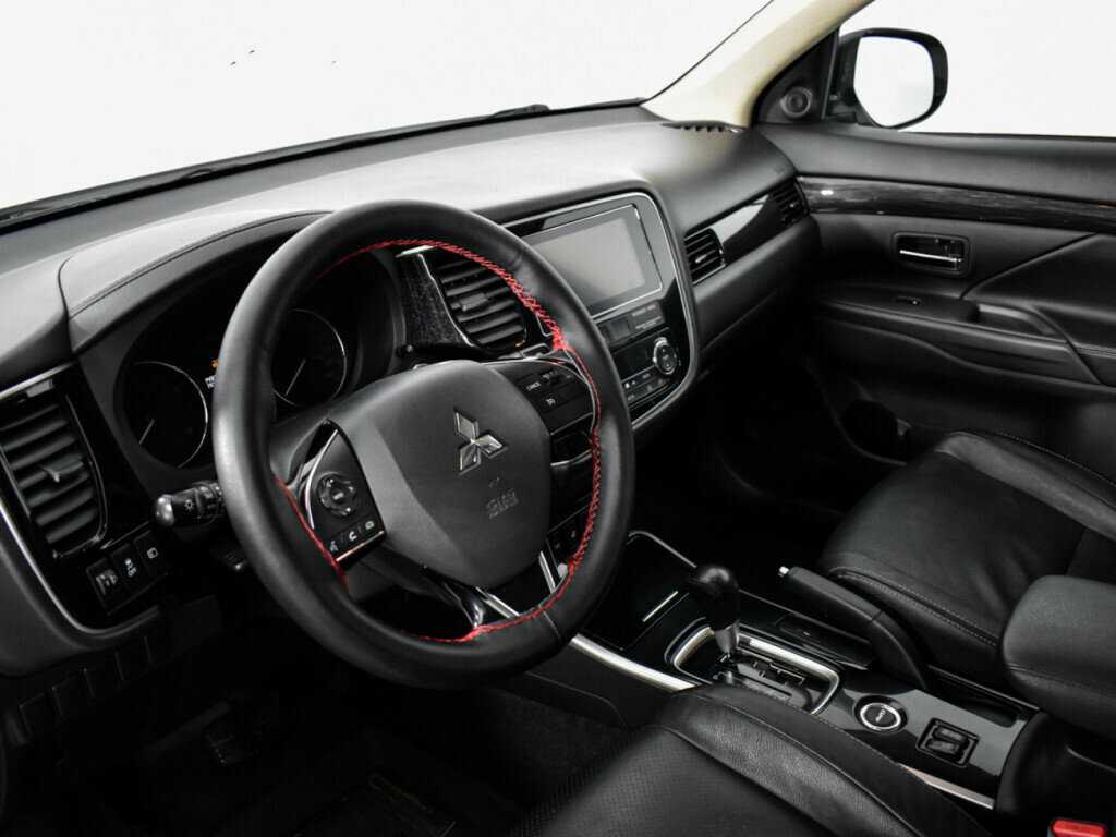 Купить Mitsubishi Outlander, 2017, 175 613 км.. Фото: #8