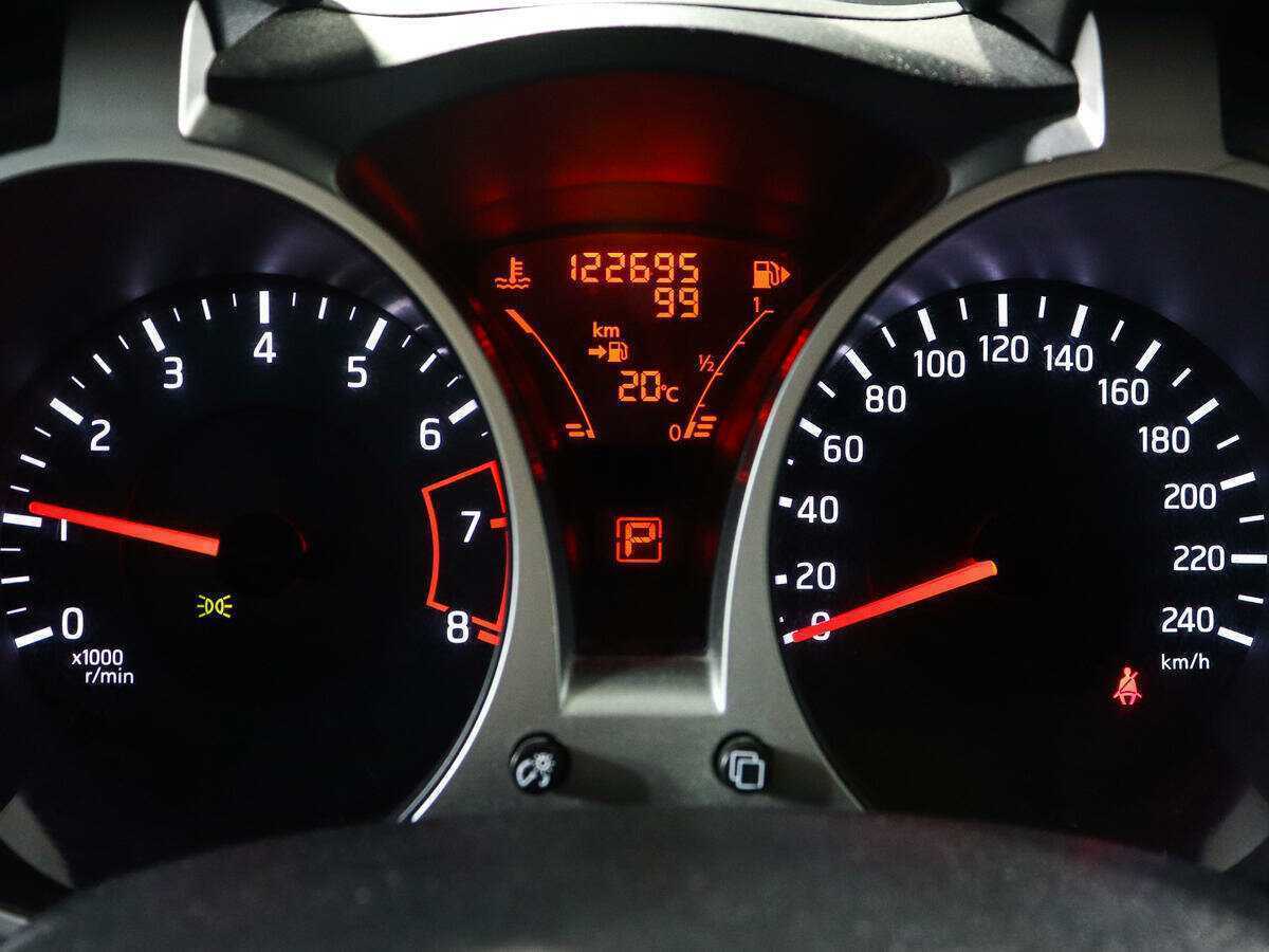 Купить Nissan Juke, 2012, 122 694 км.. Фото: #8