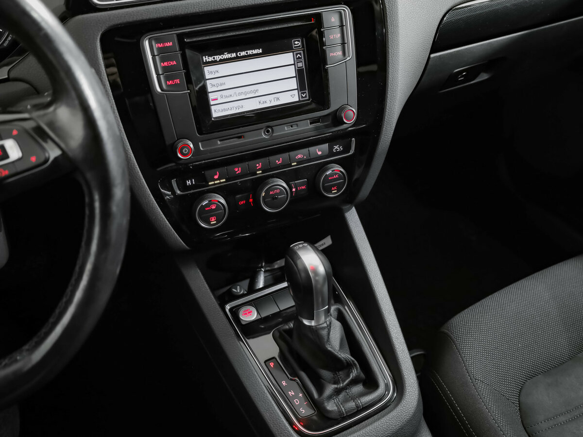 Купить Volkswagen Jetta, 2017, 139 184 км.. Фото: #19