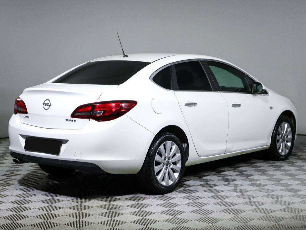 Купить Opel Astra, 2013, 98 000 км.. Фото: #4