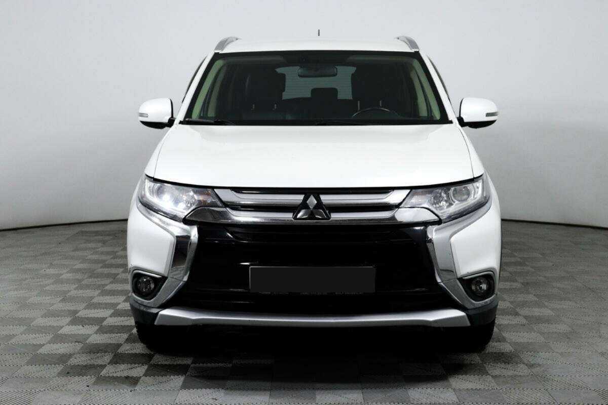 Купить Mitsubishi Outlander, 2015, 70 761 км.. Фото: #1