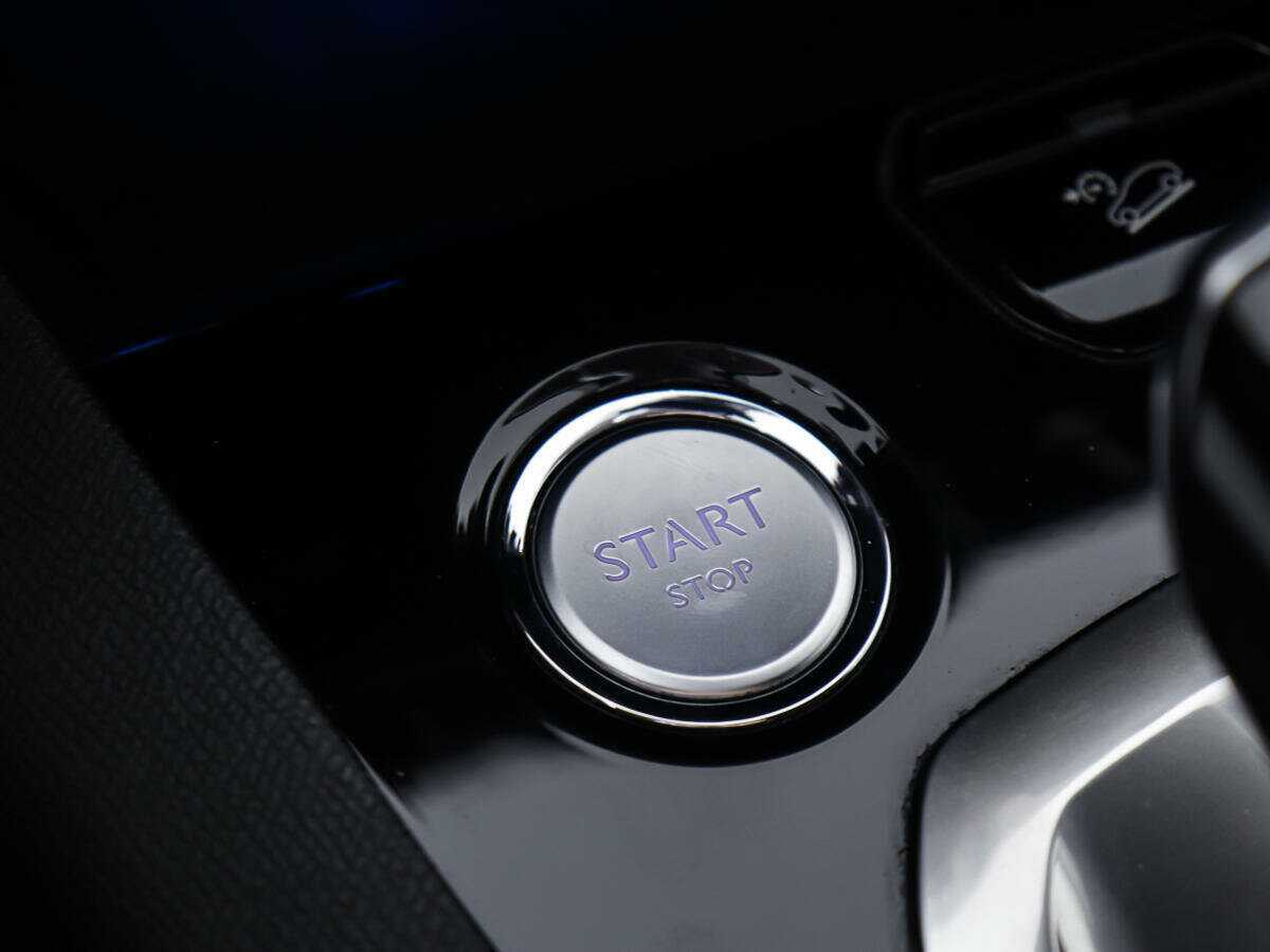 Купить Peugeot 3008, 2017, 87 662 км.. Фото: #17