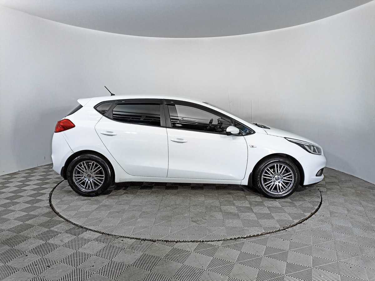 Купить Kia Ceed, 2014, 123 171 км.. Фото: #3