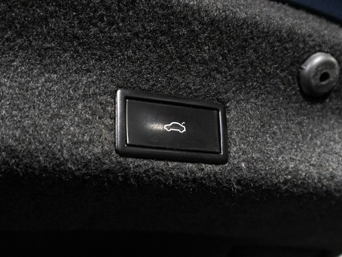 Купить Volkswagen Passat, 2017, 283 948 км.. Фото: #15