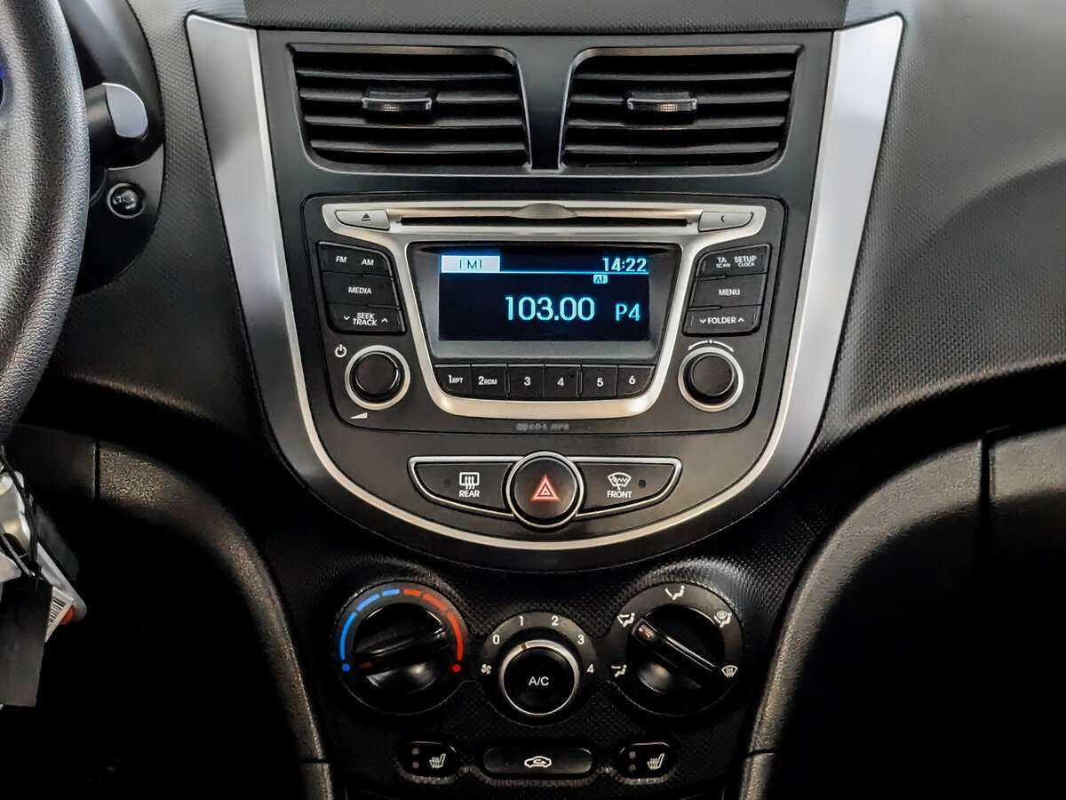 Купить Hyundai Solaris, 2015, 113 015 км.. Фото: #10